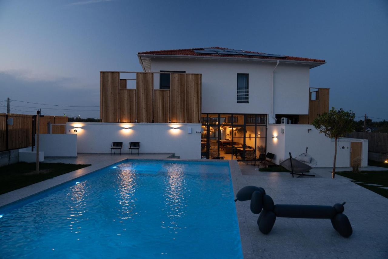 The Pines Boutique Villa - 旧瓦马 外观 照片
